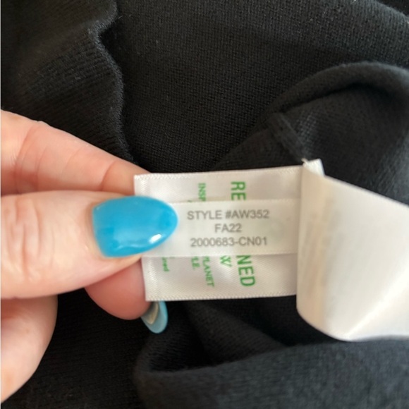 NWT J.Crew Ruffle-Trim Sweater size Large Preppy School Buisness Casual - Picture 6 of 6